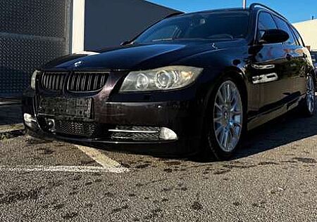 BMW 335xi 335 Touring Aut.