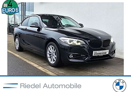 BMW 218 i Coupe Sport Line Navi Prof. Aut. Klimaaut.