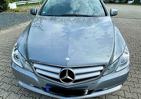 Mercedes-Benz E 220 CDI BlueEfficiency (207.402) Cabrio