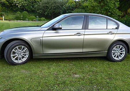 BMW Active Hybrid 3 330E IPerformance