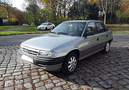 Opel Astra Elegance