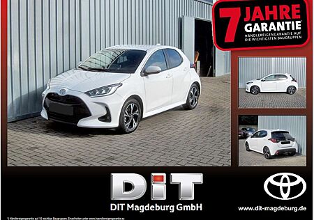 Toyota Yaris 1.5 Teamplayer ACC+LED+SHZ+Fernlichtass.