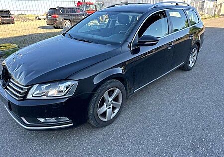 VW Passat Variant Volkswagen Comfortline BlueMotion 4Motion