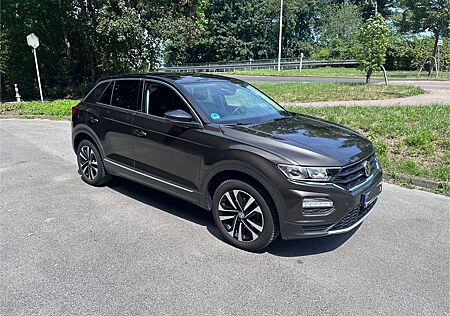 VW T-Roc Volkswagen 1.6 TDI SCR IQ.DRIVE