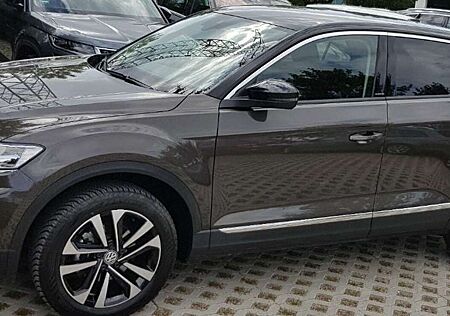 VW T-Roc Volkswagen 1.6 TDI SCR IQ.DRIVE