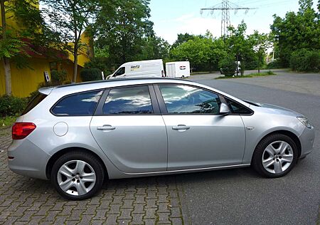 Opel Astra 1.4 Turbo Sports Tourer*Mod.2012*Klima*Sitzh.*Top*