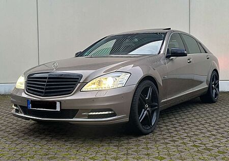 Mercedes-Benz S 350 L | 20ZollAMG | Massagesitze | HU Neu |