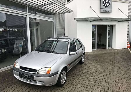Ford Fiesta Futura 5-Türer*58800 km*Glasdach*Servo*Ganzjahresr