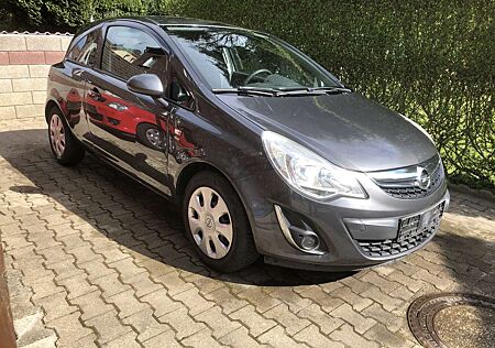 Opel Corsa 1.4 16V Satellite