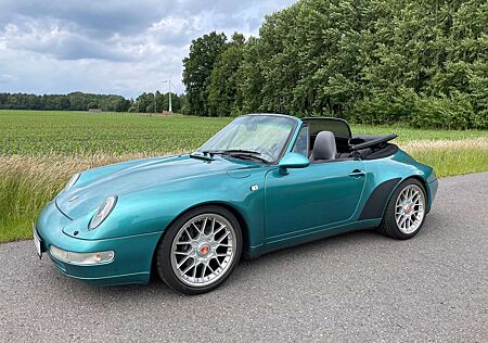 Porsche 993 Carrera 4 Cabrio, DE, Wimbledon grün 911
