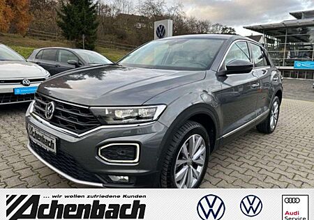 VW T-Roc Volkswagen Style 1.5 TSI DSG, LED, AHK, Navi, Rear View