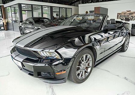 Ford Mustang 3,7 V6 CABRIO PREMIUM