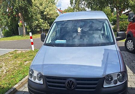 VW Caddy Volkswagen 1.6 Life Style (5-Si.) Rollstuhlauto mit Rampe