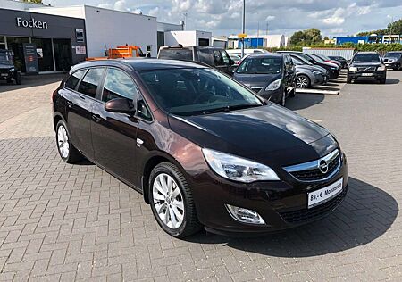 Opel Astra J Sports Tourer 150 Jahre