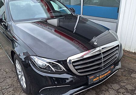 Mercedes-Benz E 220 d 9G-TRONIC E Klasse W213 AUTOMATIK NEUWERTIG