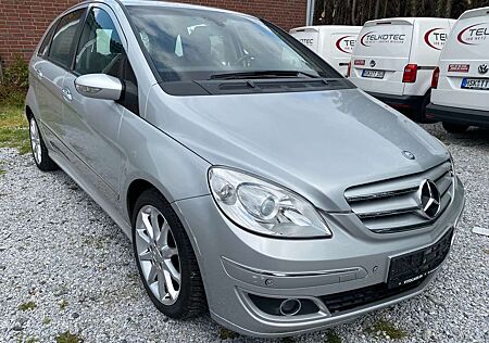 Mercedes-Benz B 170 Aut. | 2.Hand | HU-08/25 |