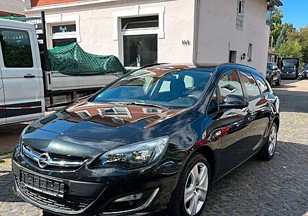Opel Astra J Sports Tourer Edition*KLIMA*ALLWETTE*1HD