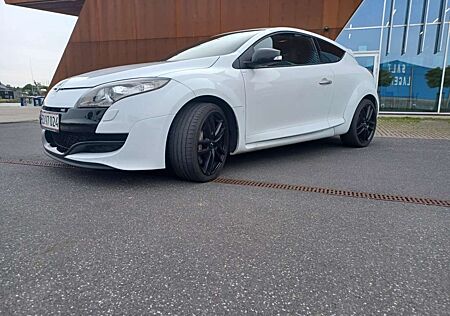 Renault Megane TCe 250 Coupe Sport