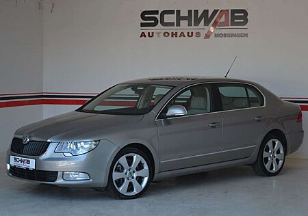 Skoda Superb Elegance 4X4 | 1.Hand | Xenon | Rentnerf.
