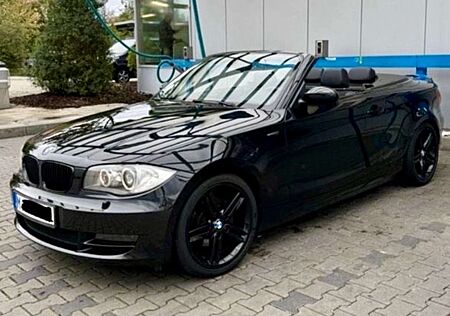 BMW 120i 120 Cabrio mit fast Vollaustattung