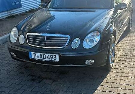 Mercedes-Benz E 200 CDI Classic