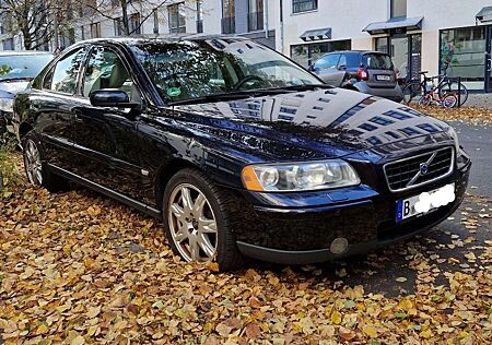 Volvo S60 Bi-Fuel CNG Aut. Kinetic, Preis VB