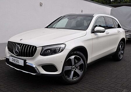 Mercedes-Benz GLC 250 Glc d 4Matic /Exclusive /AMG Line/PanoDach AHK