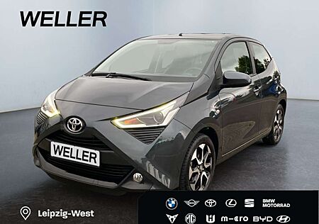 Toyota Aygo x-play club *Kamera*Bremsassistent*Bluetooth*
