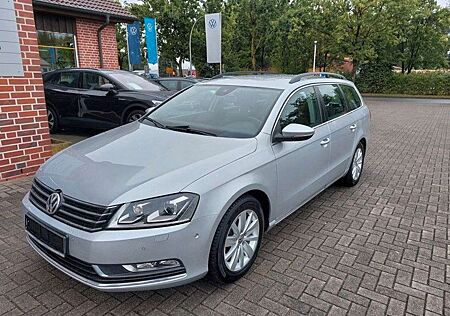 VW Passat Variant Volkswagen 2,0TDI Comfortline *AHK*Xenon*Nav