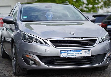 Peugeot 308 SW Allure Automatik Navi Panorama KeylessGo