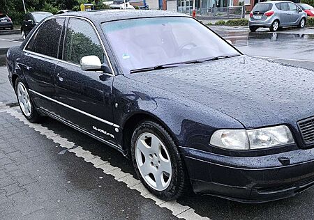Audi S8 4.2 quattro