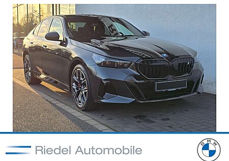 BMW i5 eDrive40 Navi Tempom.aktiv Bluetooth PDC MP3 Schn.