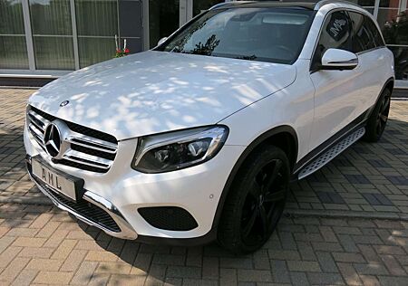 Mercedes-Benz GLC 250 d 4Matic AHK 1.HAND LED 360° KAMERA