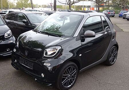 Smart ForTwo cabrio BRABUS*NAVI*LEDER*KAMERA Brabus