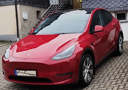 Tesla Model Y Long Range Dual Motor AWD