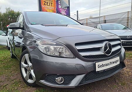 Mercedes-Benz B 200 BlueEFFICIENCY * TOP AUSSTATTUNG *