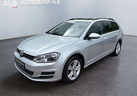 VW Golf Volkswagen Variant VII /PANO/2.HAND/SHZ/AHK/