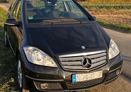 Mercedes-Benz A 180 A-Klasse Diesel 5-Tür. CDI Autom Avantgarde DPF