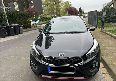 Kia Cee'd Ceed / 1.6 T-GDI GT-Challenge