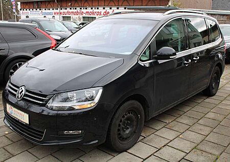 VW Sharan Volkswagen 2.0 TDI Style Navigation Tempomat PDC Sitzhzg ALU