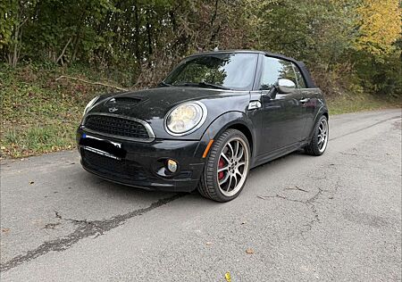 Mini John Cooper Works Cabrio