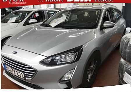 Ford Focus T C&C 1.5EB LED/TEMP/NAVI/PDC/SHZ/8Fach