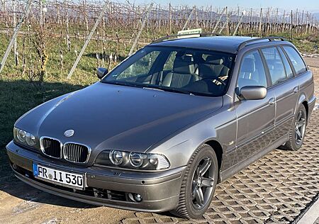 BMW 530i 530 Touring Automatik Edition Lifestyle