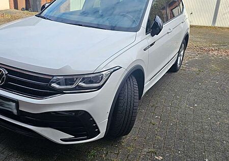 VW Tiguan Allspace Volkswagen 2.0 TDI SCR 4Motion DSG R-Line