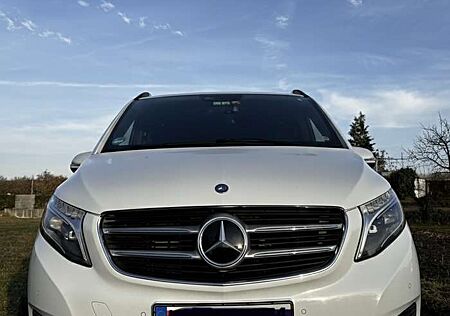 Mercedes-Benz V 250 V-Klasse Diesel (BlueTEC) d lang 7G-TRONIC Edition