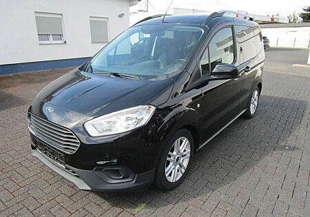 Ford Tourneo Courier Titanium