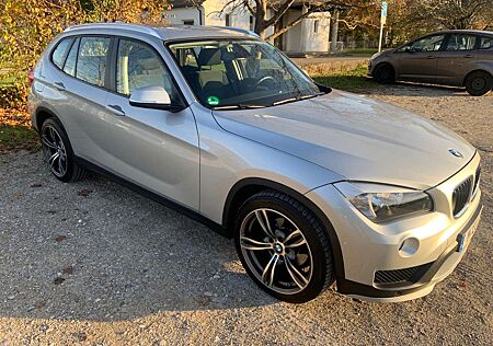 BMW X1 sDrive18i Aut. Advantage Paket Plus