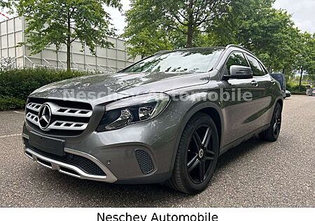 Mercedes-Benz GLA 180 7G-dct Urban Leder/Navi/Pano/AHK/8 x Alu