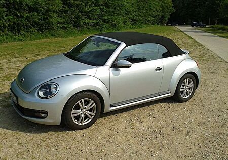 VW Beetle Volkswagen The Cabriolet 2.0 TDI BlueMotion Technology