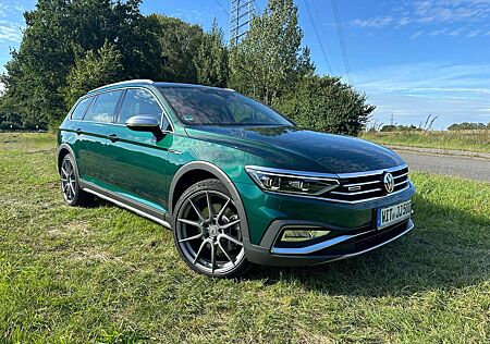 VW Passat Alltrack Volkswagen Variant 2.0 TDI SCR 4Motion DSG